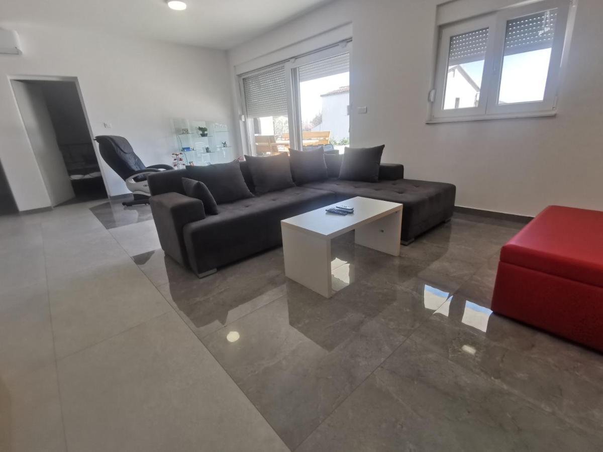 Villa Marta 3 Bedrooms, 2 Baths And Pool Kastel Stafilic Exterior photo